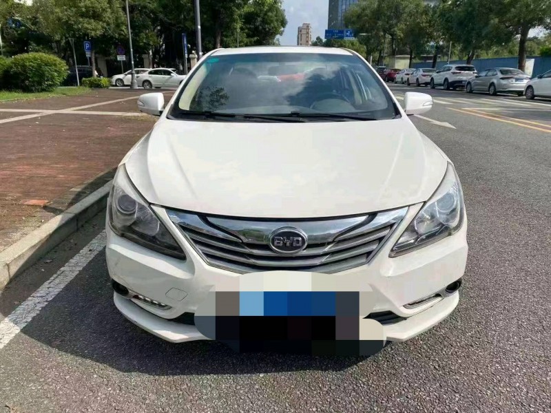 珠海15年比亚迪速锐1