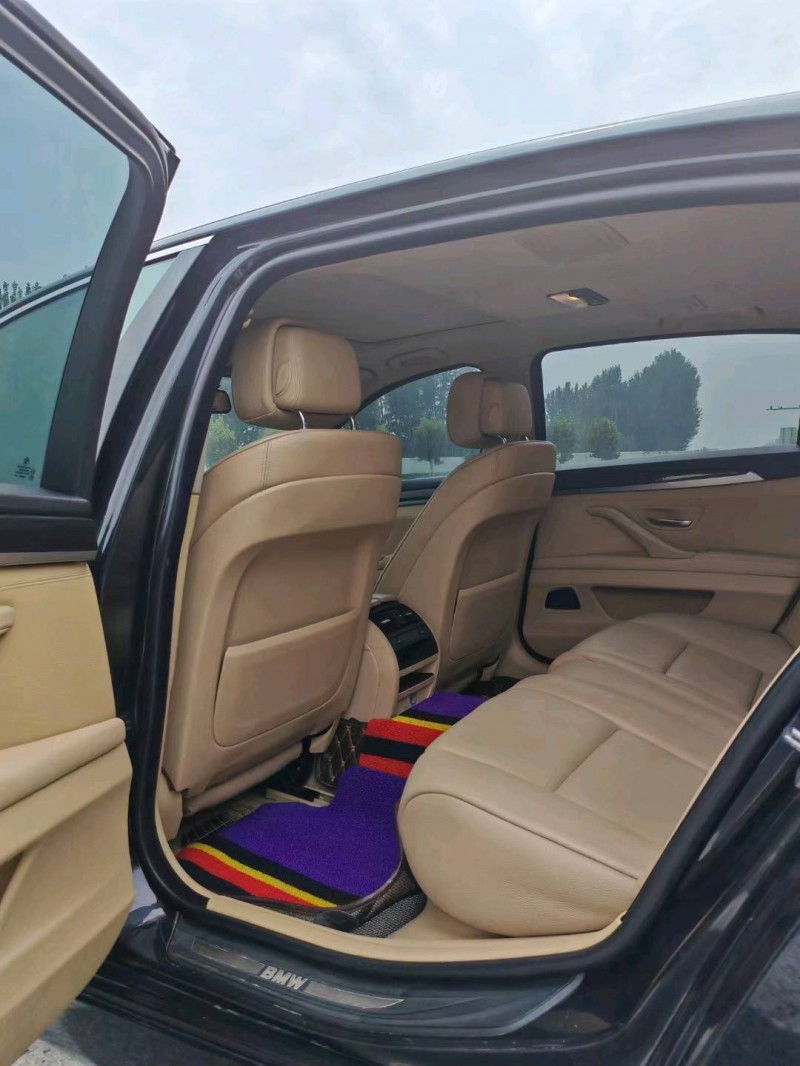 保定12年宝马5系4