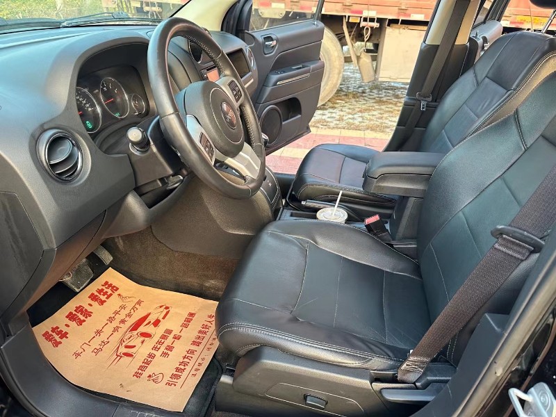 徐州13年Jeep指南者4