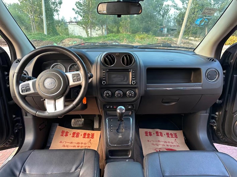 徐州13年Jeep指南者5