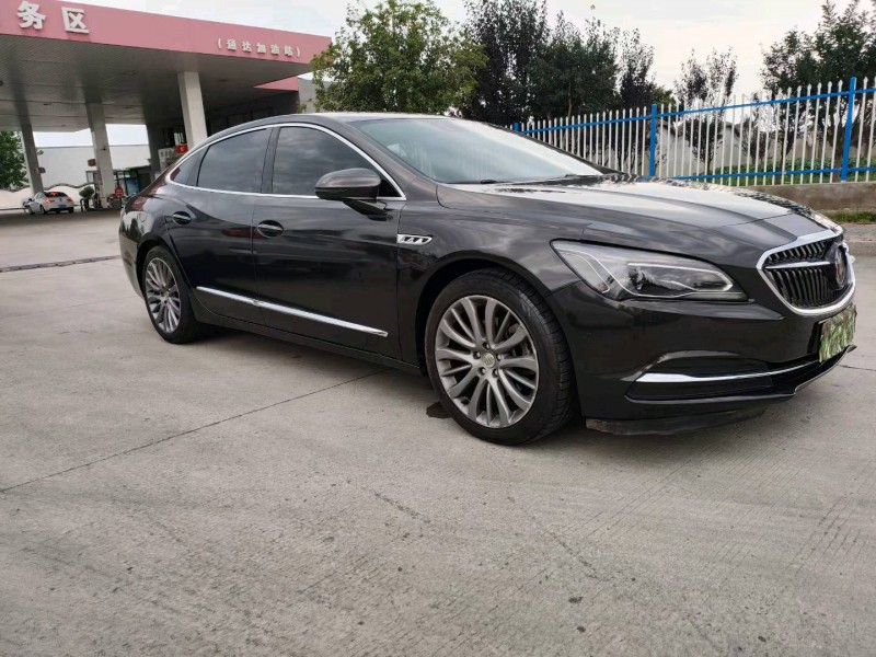 徐州17年别克君越2