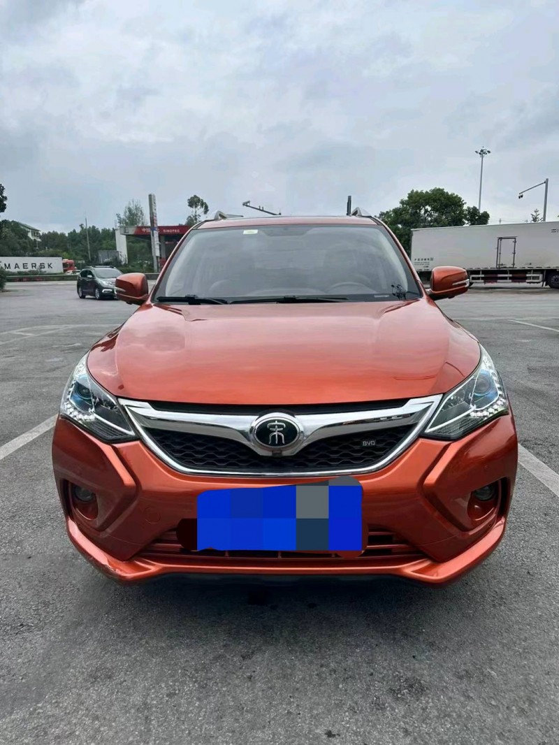 重庆17年比亚迪宋1