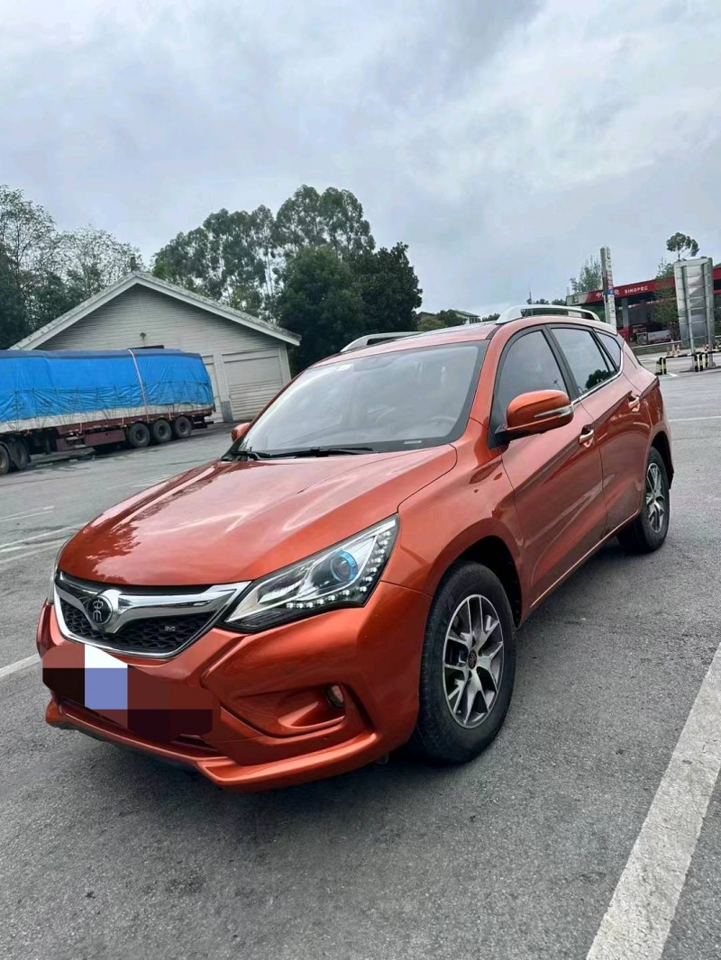 重庆17年比亚迪宋2