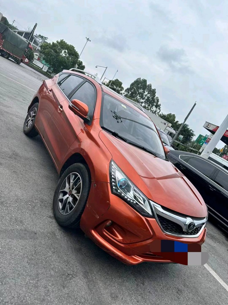 重庆17年比亚迪宋3