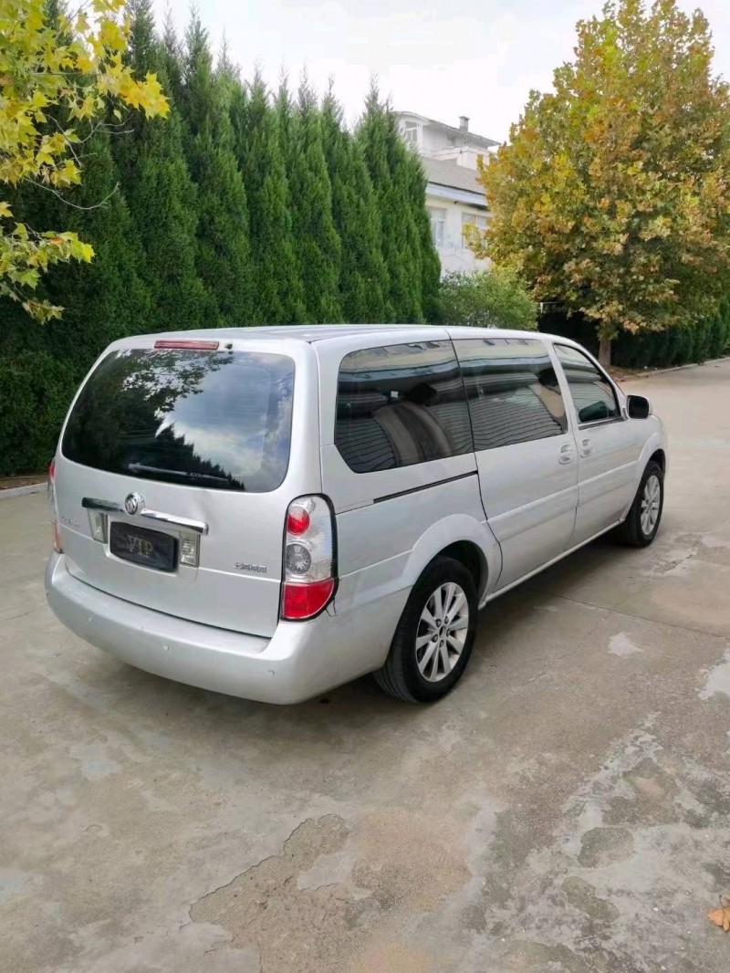 枣庄15年别克GL84