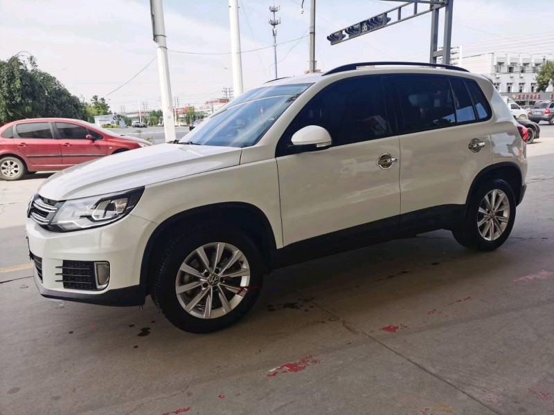 保定19年大众途观2