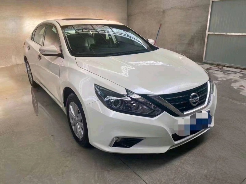 邯郸18年日产天籁2