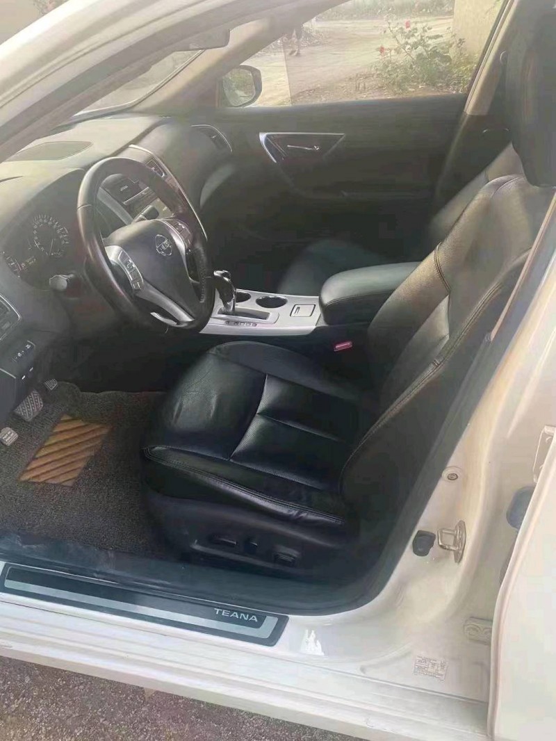 邯郸18年日产天籁5