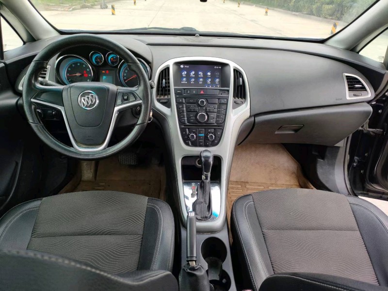 徐州11年别克英朗7