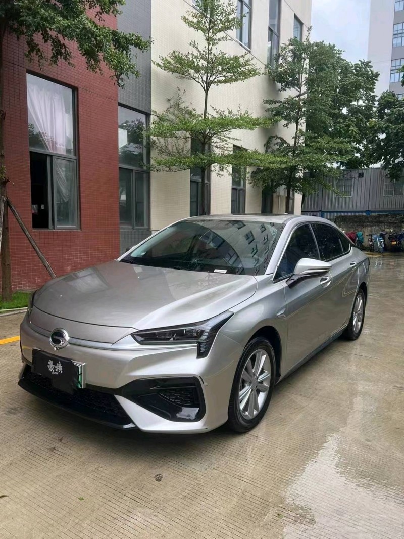 佛山23年传祺埃安S2