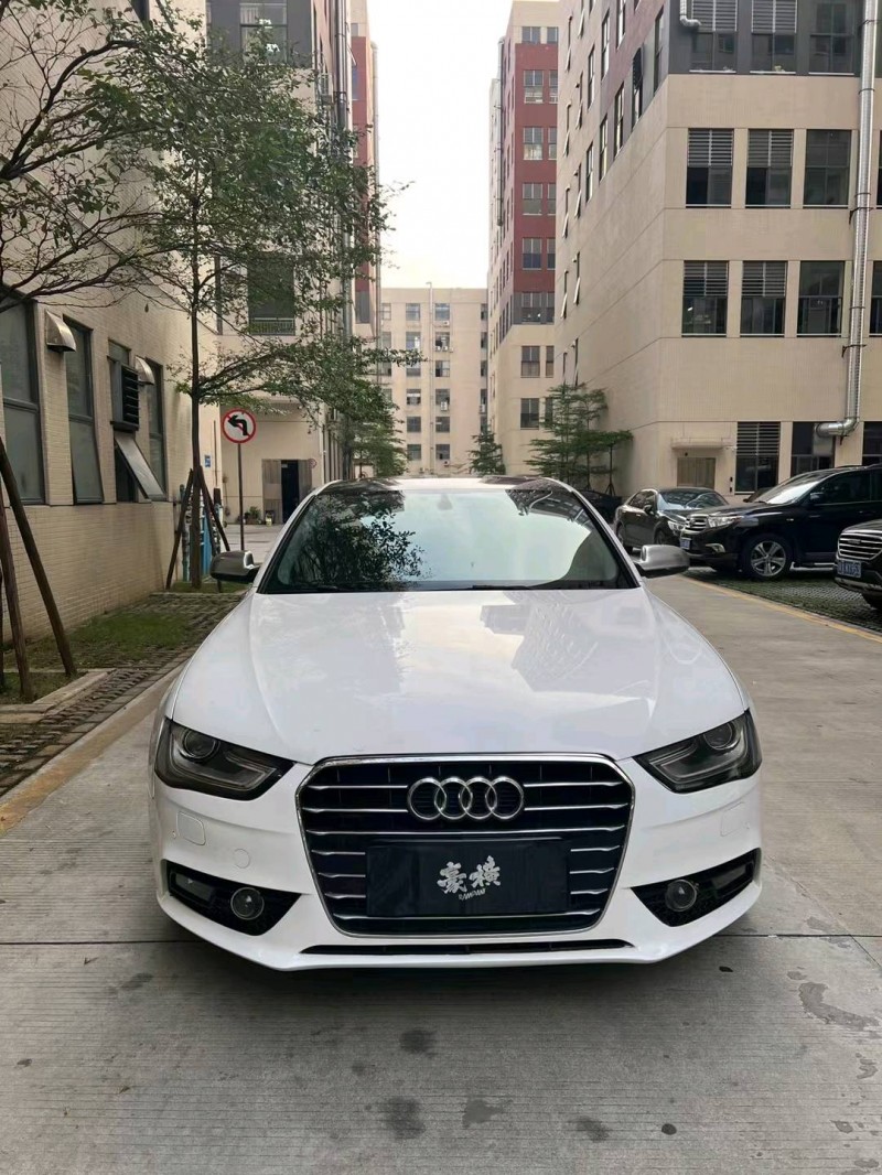 佛山16年奥迪A4L1