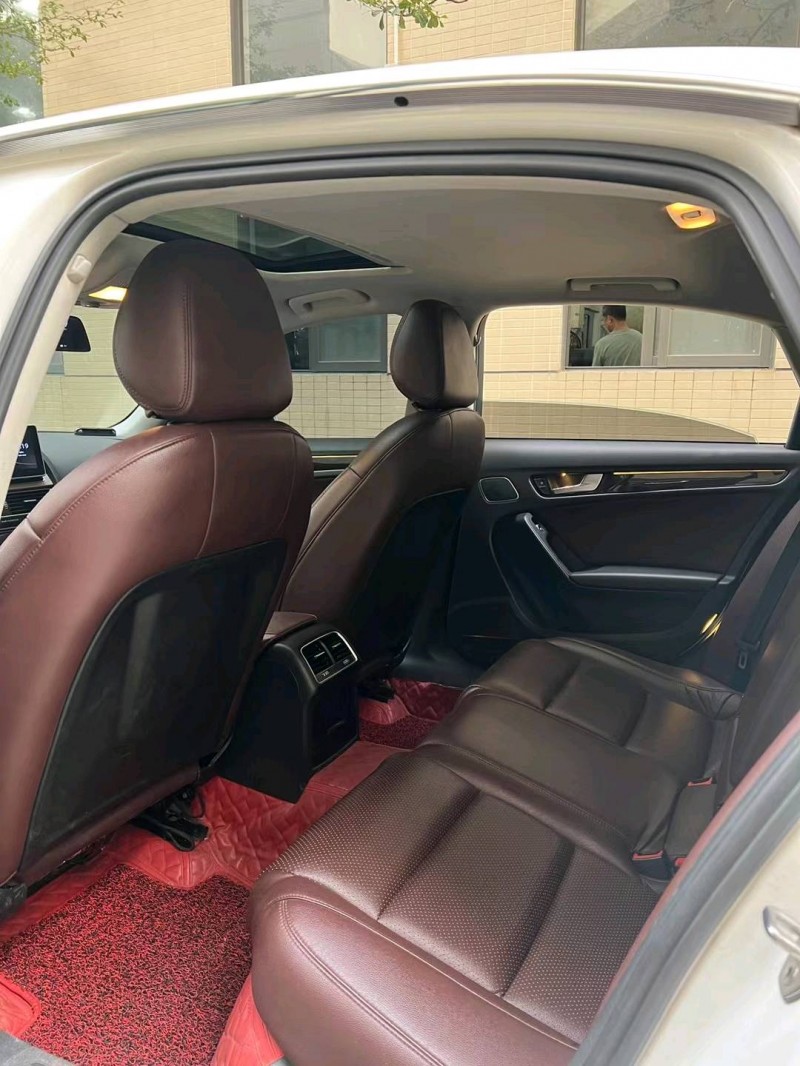 佛山16年奥迪A4L8