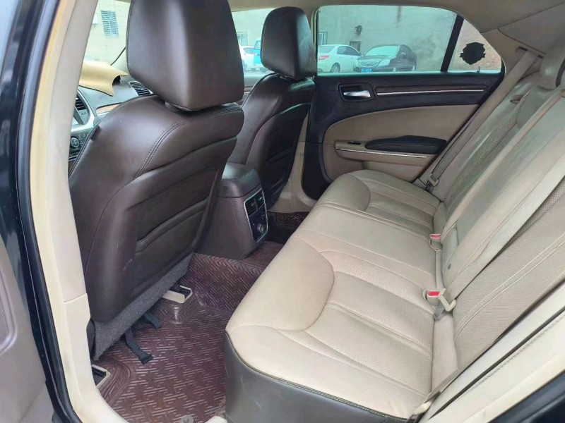 衡阳14年克莱斯勒300C7