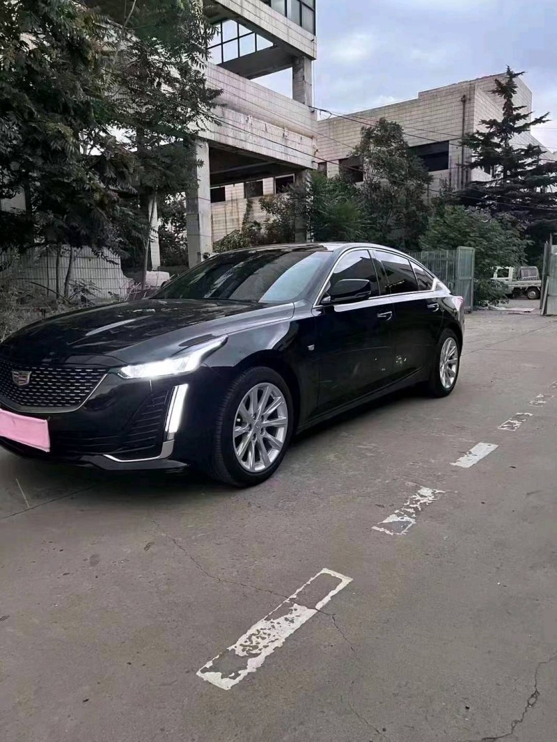 邯郸22年凯迪拉克CT52