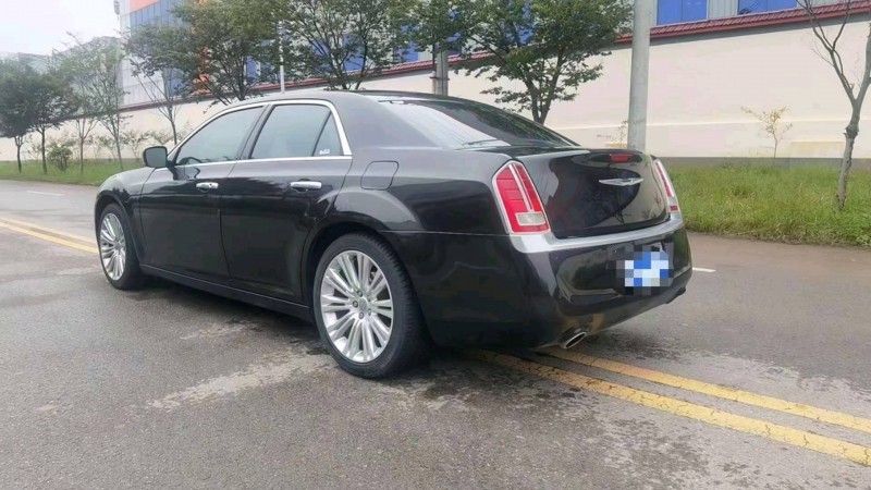 衡阳13年克莱斯勒300C5