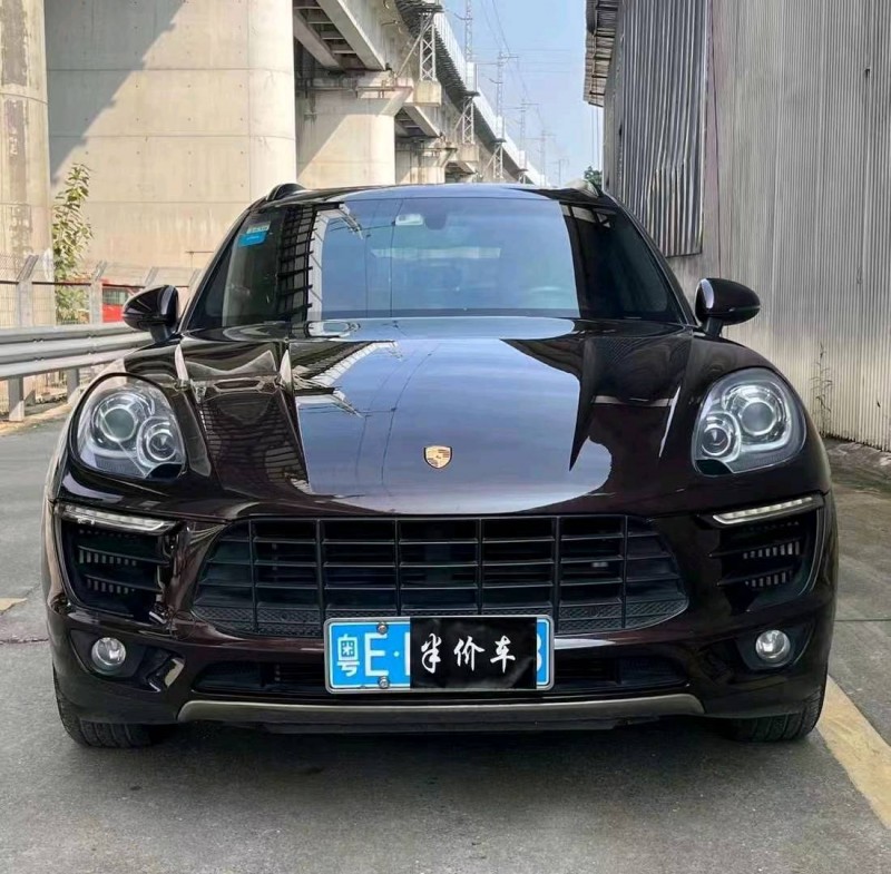 珠海16年保时捷Macan1