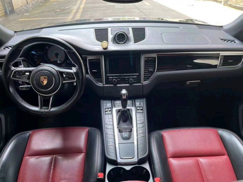 珠海16年保时捷Macan8