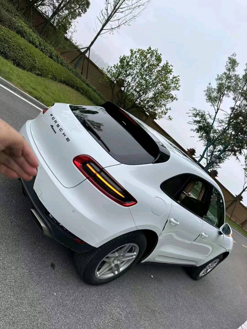 邵阳15年保时捷Macan6