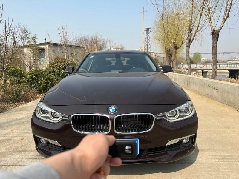 济宁16年宝马3系1