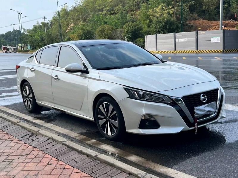 長沙21年日產天籟5