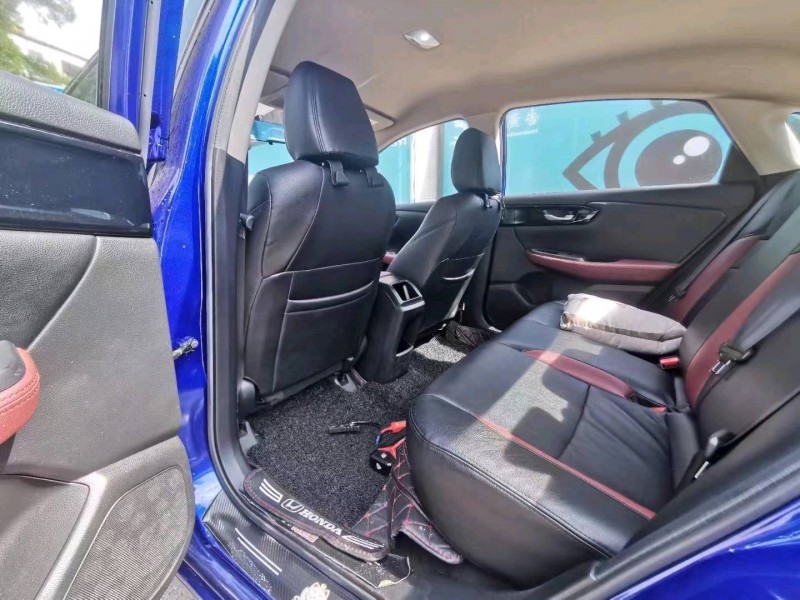 珠海20年本田凌派4