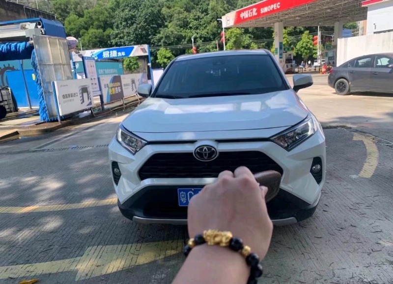 汕头20年丰田RAV4荣放1