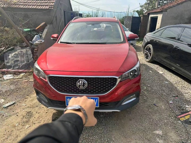 东营17年名爵ZS1