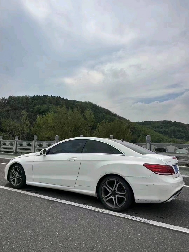 淄博14年奔驰E5