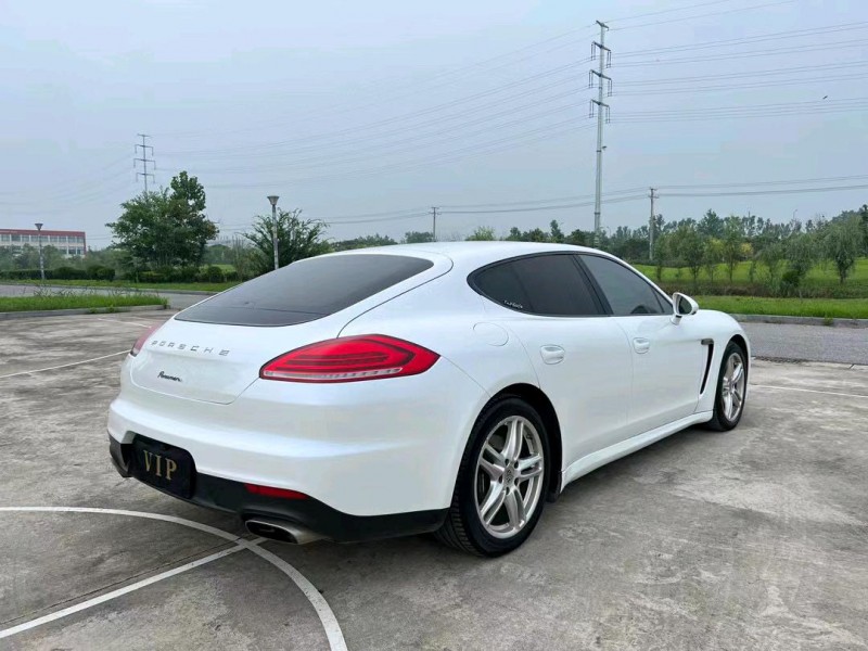 盐城13年保时捷帕拉梅拉8