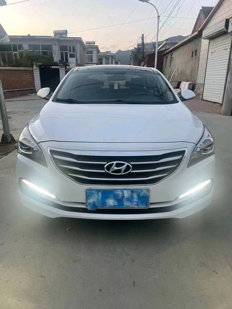 邯郸17年现代名图1