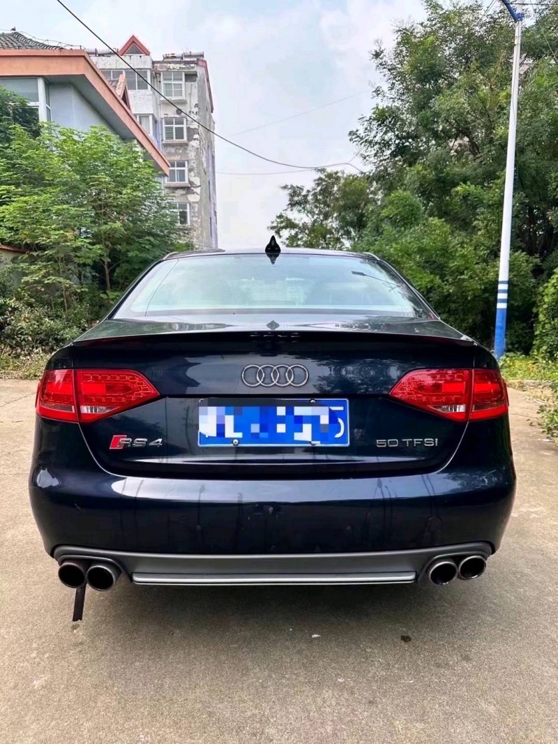 枣庄10年奥迪A4L9