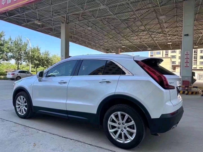 邯郸22年凯迪拉克XT44