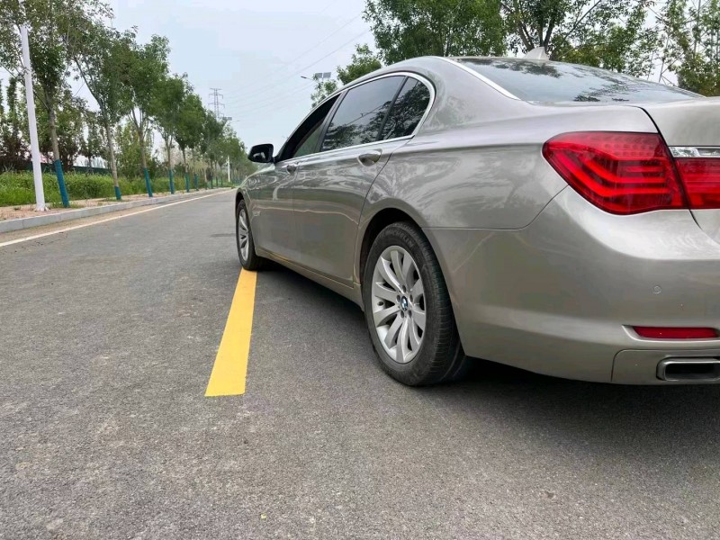 邯郸11年宝马7系5