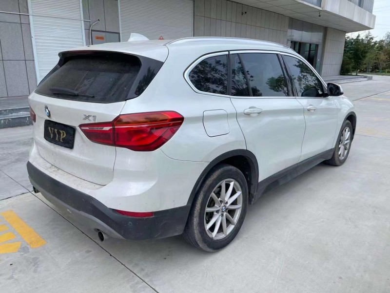 济宁18年宝马X14