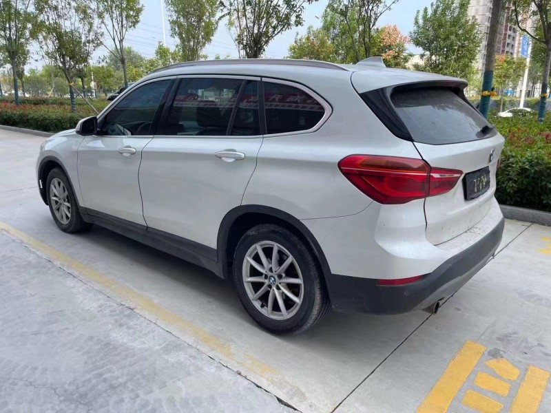 济宁18年宝马X15