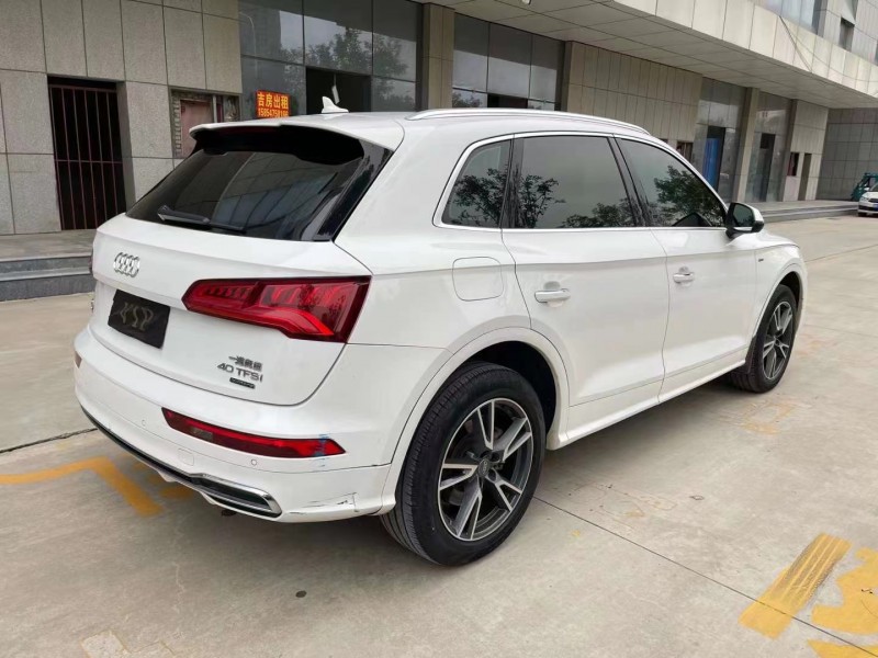 济宁23年本田极湃4