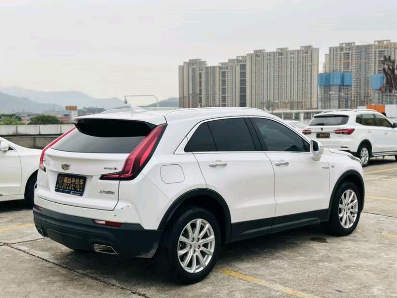 东莞19年凯迪拉克XT44