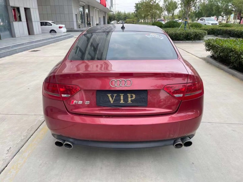 济宁11年奥迪A59