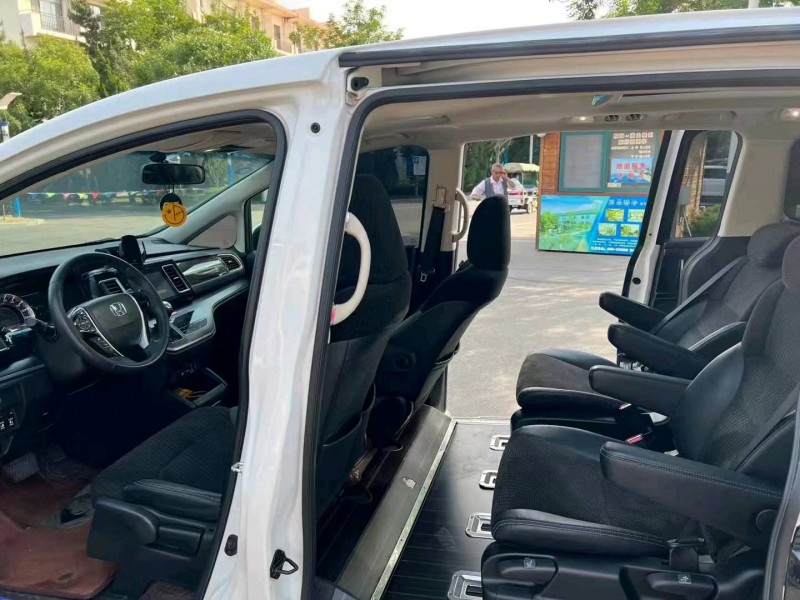 枣庄19年本田艾力绅7