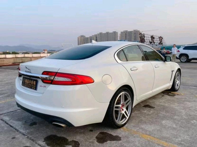 东莞15年捷豹XF4