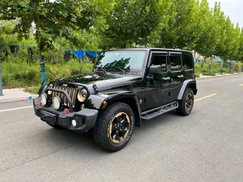 徐州14年Jeep牧马人3