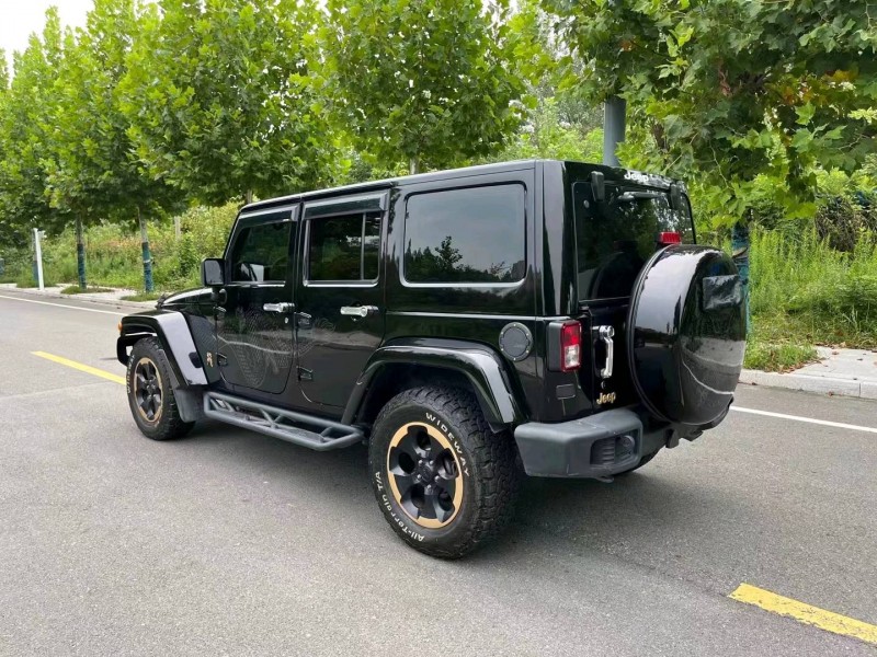 徐州14年Jeep牧马人7