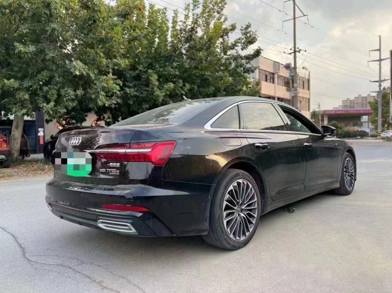 济宁21年奥迪A6L4