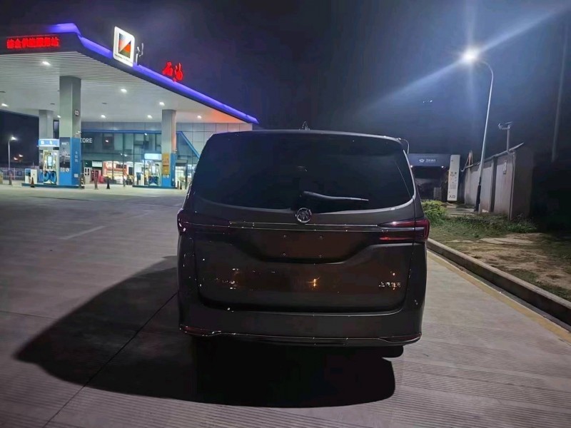 枣庄22年别克GL86