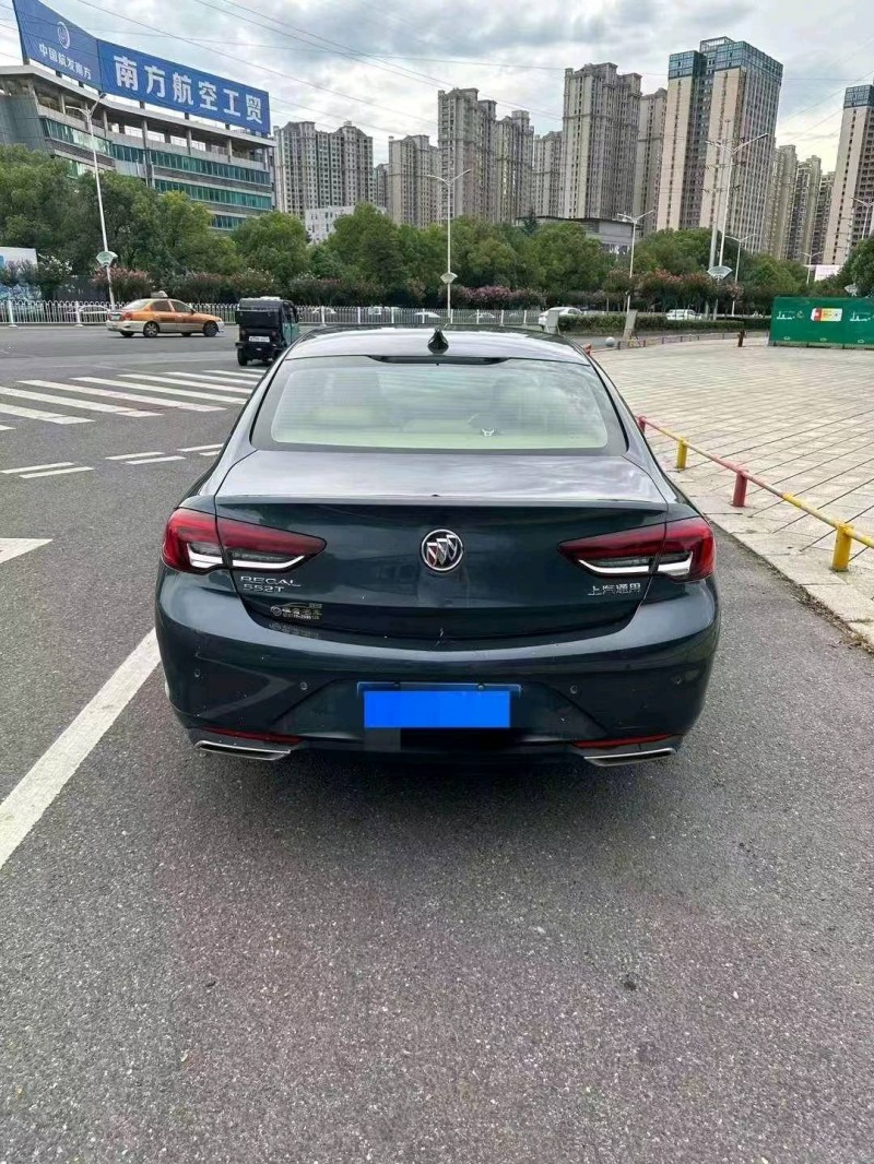 衡阳20年别克君威4