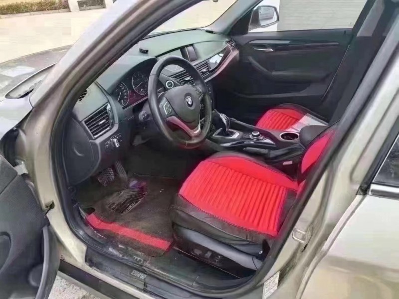 济宁15年宝马X16