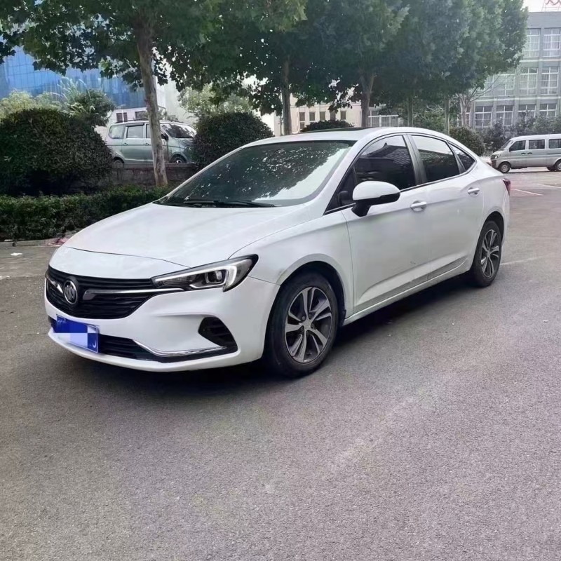 济宁20年别克威朗3