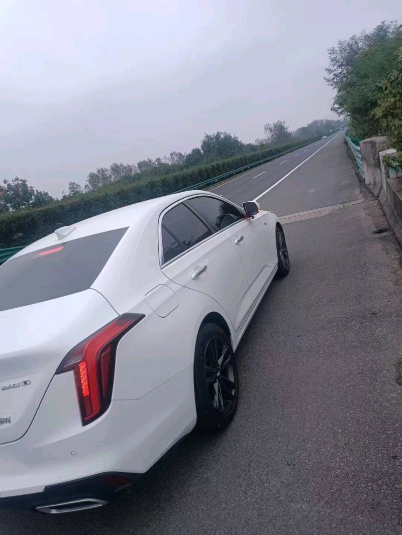 枣庄21年凯迪拉克CT47