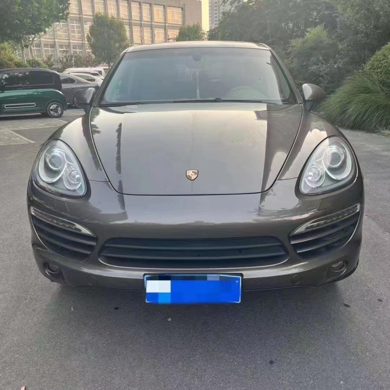 济宁13年保时捷卡宴1