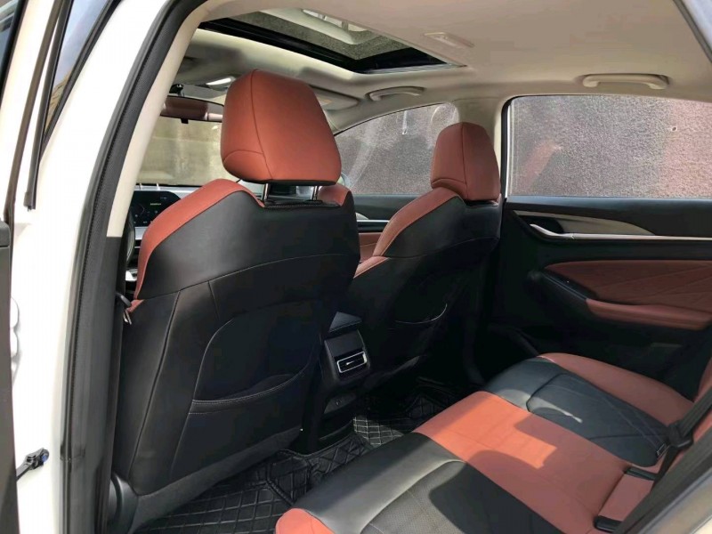 东营23年长安汽车逸动6